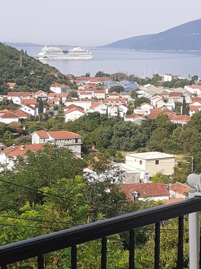 Guest House Cvoro Herceg Novi Exteriör bild